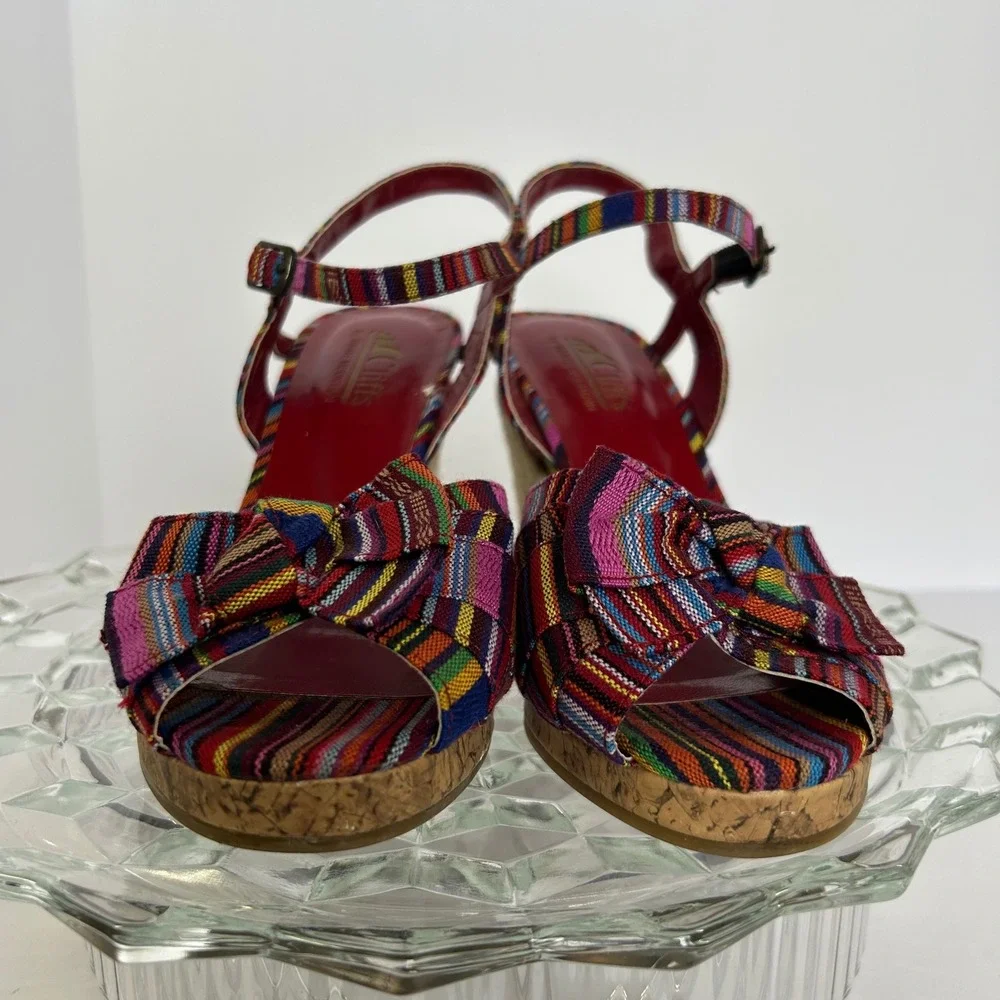 White Mountain Cliffs Colorful Fabric Bow Wedge Sandals Size‎ 7.5M
